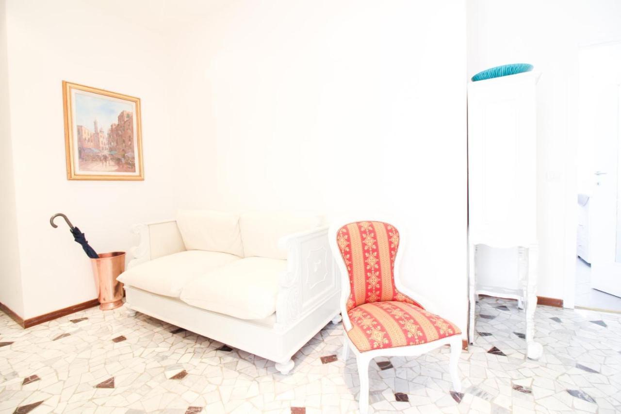 Duomo Charme Apartment ميلان المظهر الخارجي الصورة