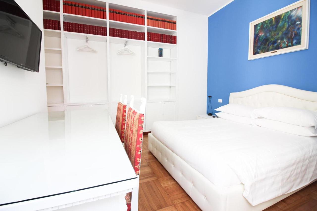 Duomo Charme Apartment ميلان المظهر الخارجي الصورة